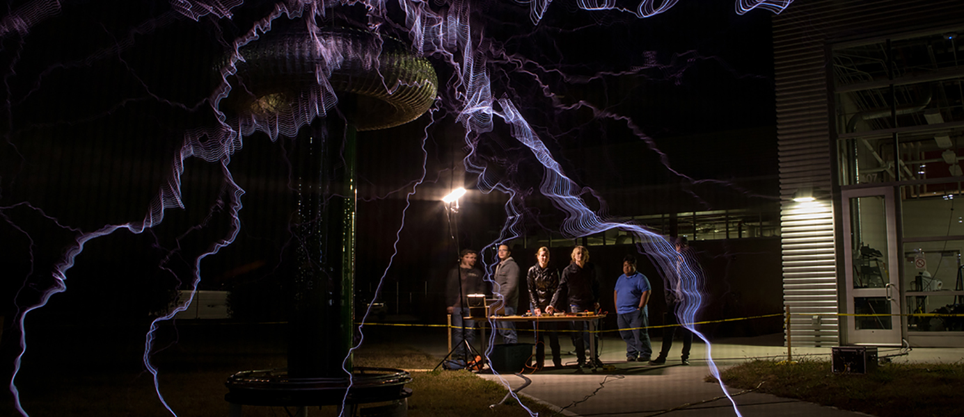 Large outdoor Tesla coil